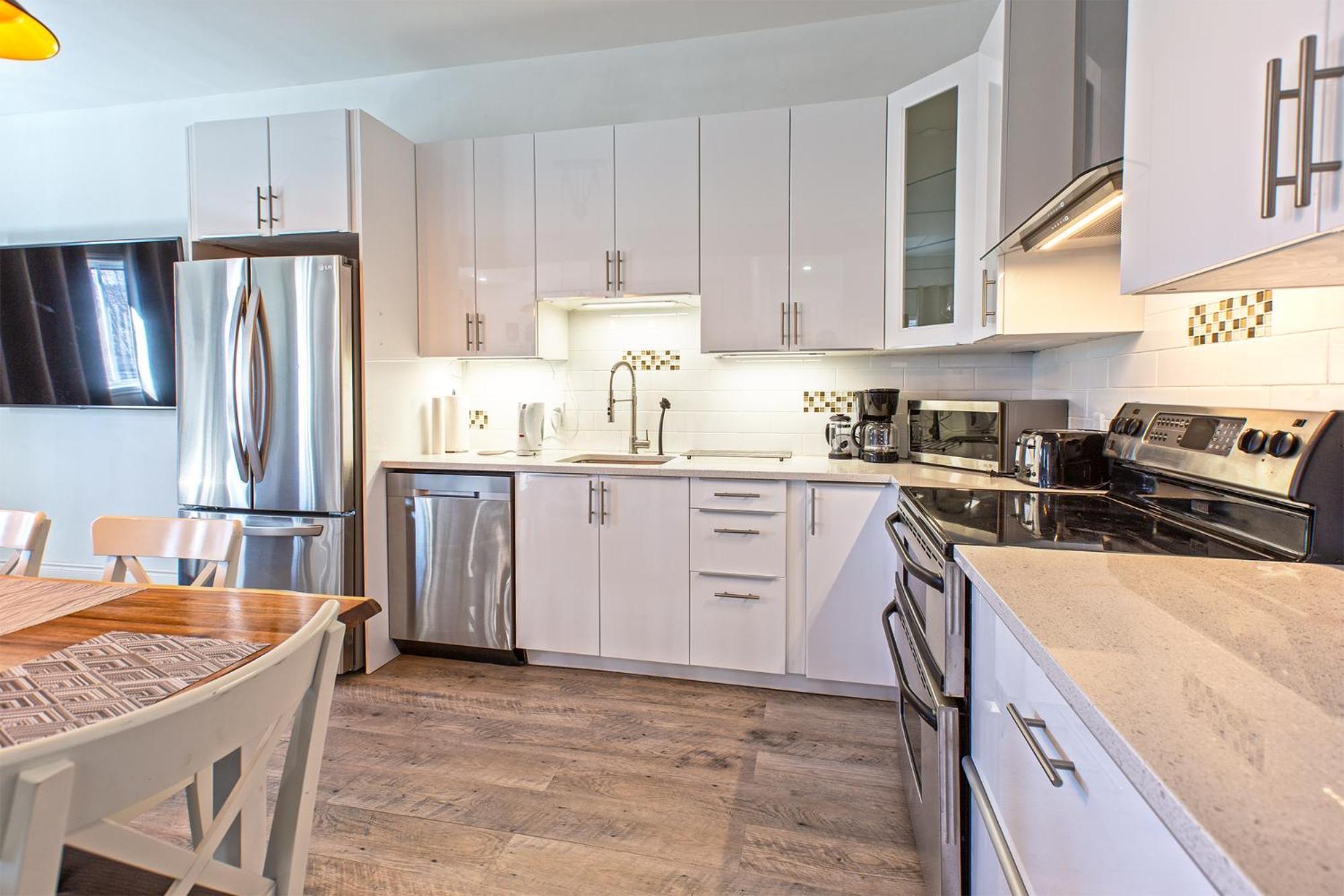 5705-Modern 2 Bd / Fully Equipped, Near Dt Mtl Lägenhet Montréal Exteriör bild